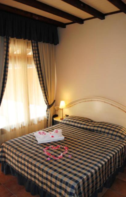Motel 7 Laghi カステッレット・ディ・ブランドゥッツォ エクステリア 写真